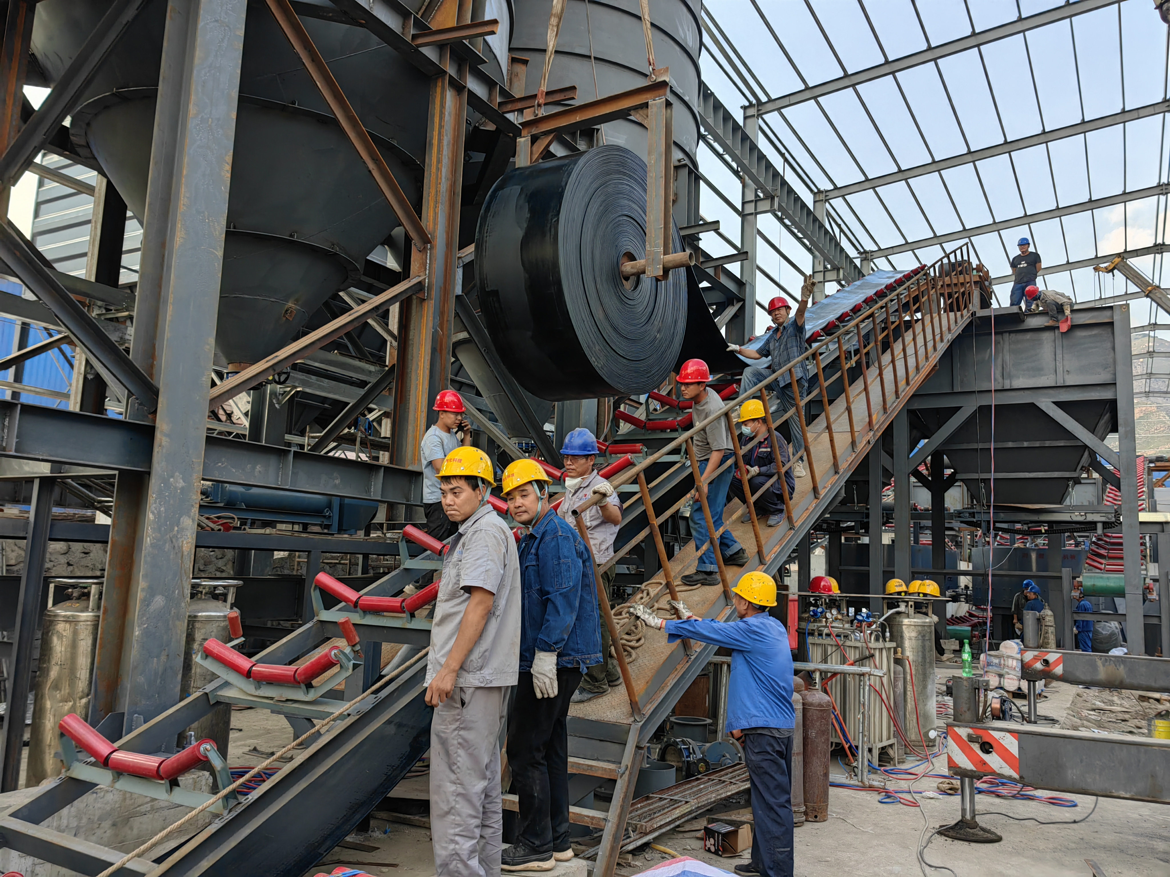 除塵灰壓球車間開始建造